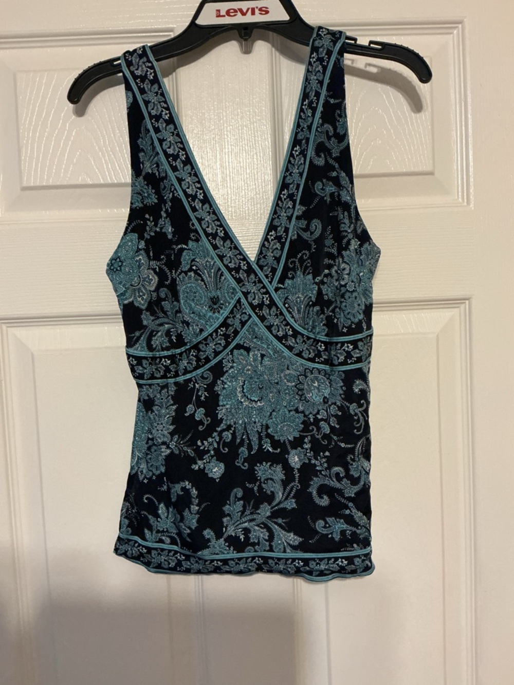Tahari Arthur S. Levine Silk Blend Paisley Tank Top Size Small Womens Boho - Picture 2 of 6